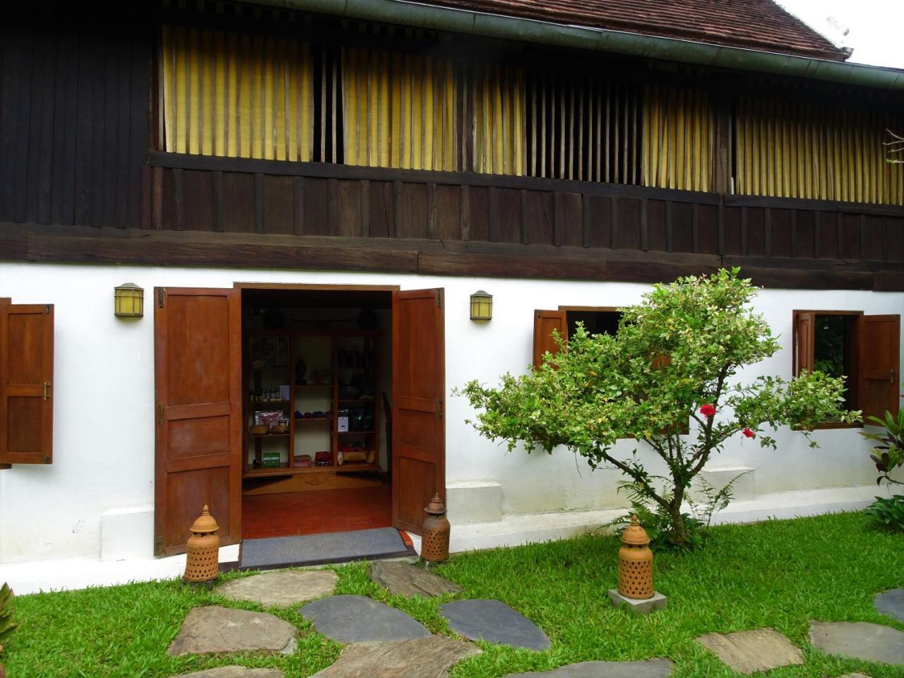 Villa Maydou Boutique Hotel Luang Prabang Buitenkant foto